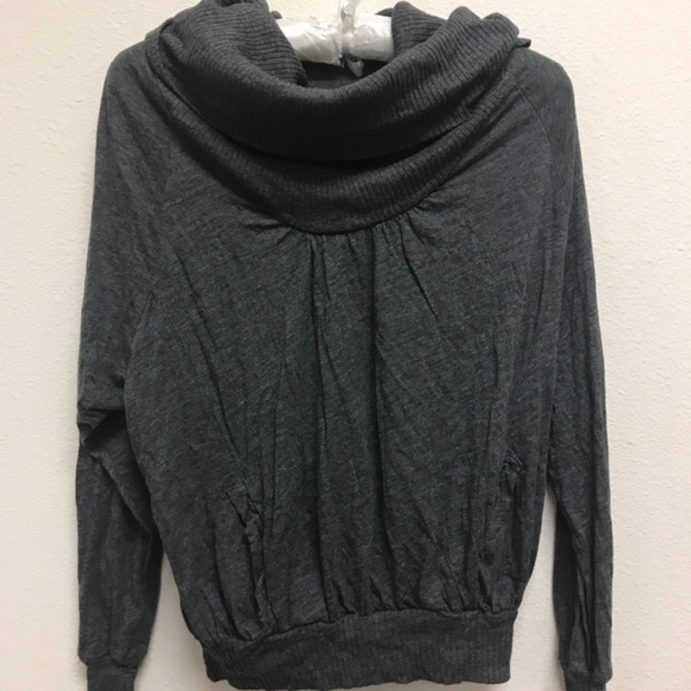 🔻Splendid Mock Neck Sweater